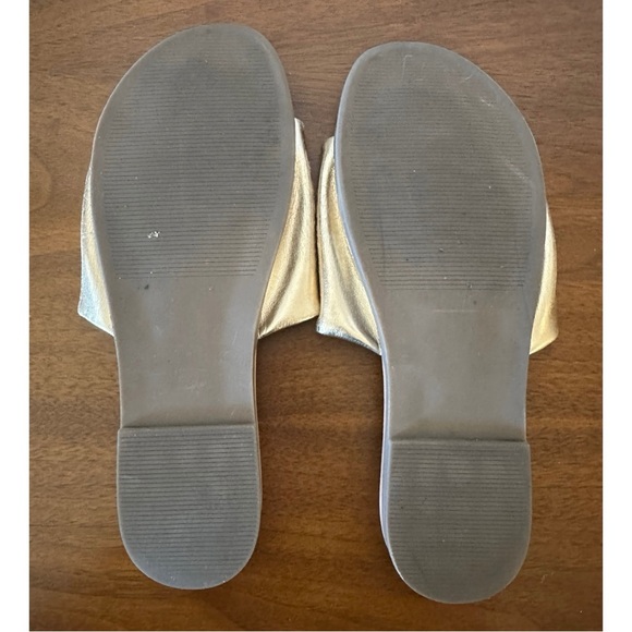 Steve Madden | Gold Slide Sandals - Picture 5 of 5